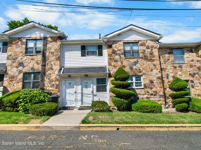 17 Bradley Ct #A, Staten Island, NY, 10314