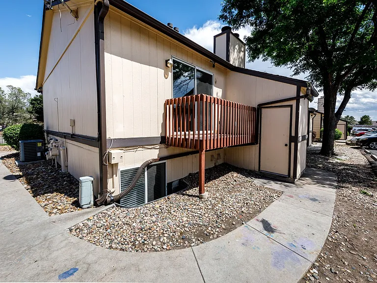 4571 Lamplighter Cir — Photo 29