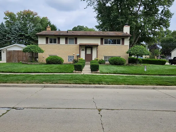 34312 Viceroy Dr, Sterling Heights, MI 48310