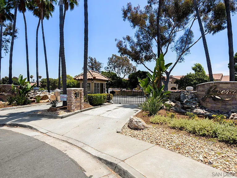 7180 Shoreline Dr #5207 — Photo 1