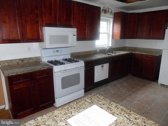 3rd image of 12615 Cambleton Dr