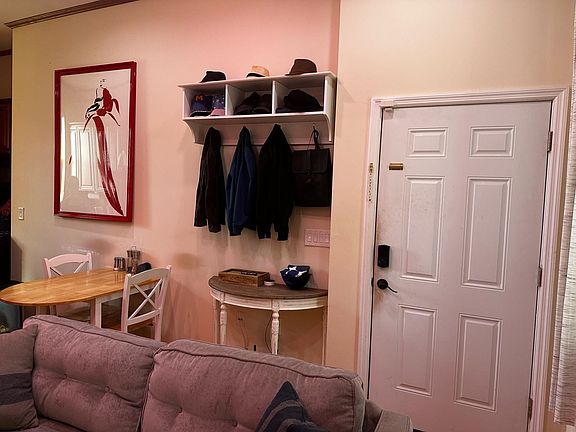 2nd image of 158 Chestnut Ave #3