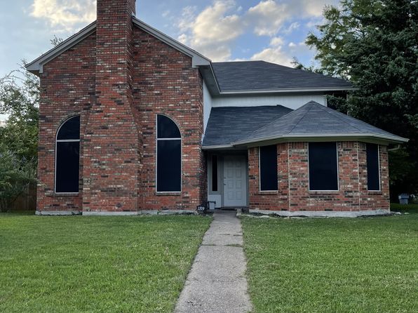 1109 Harvest Hill Ln