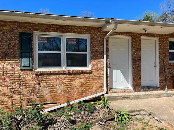 2320 Shade Tree St #2, Connelly Springs, NC 28612