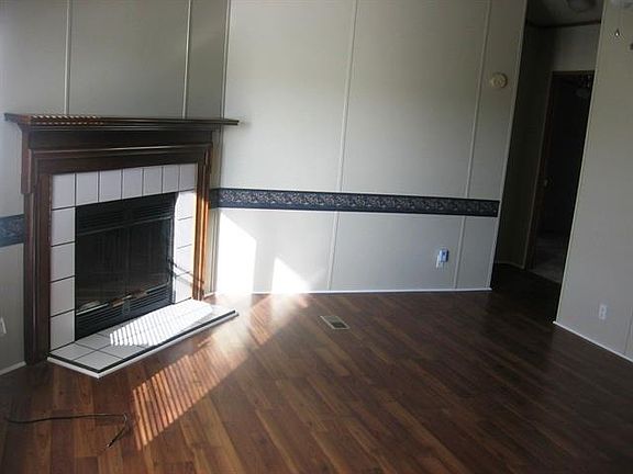 3rd image of 861 County Road 4625