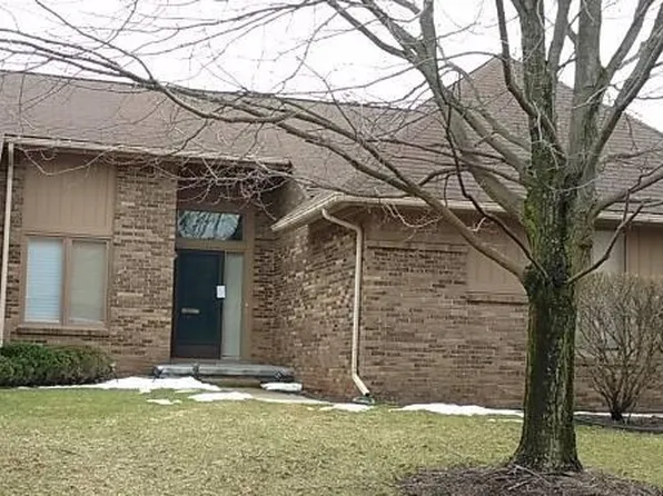 6129 Westbrooke Dr #1, West Bloomfield, MI 48322