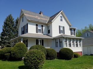 95 Bridge St, Agawam, MA 01001