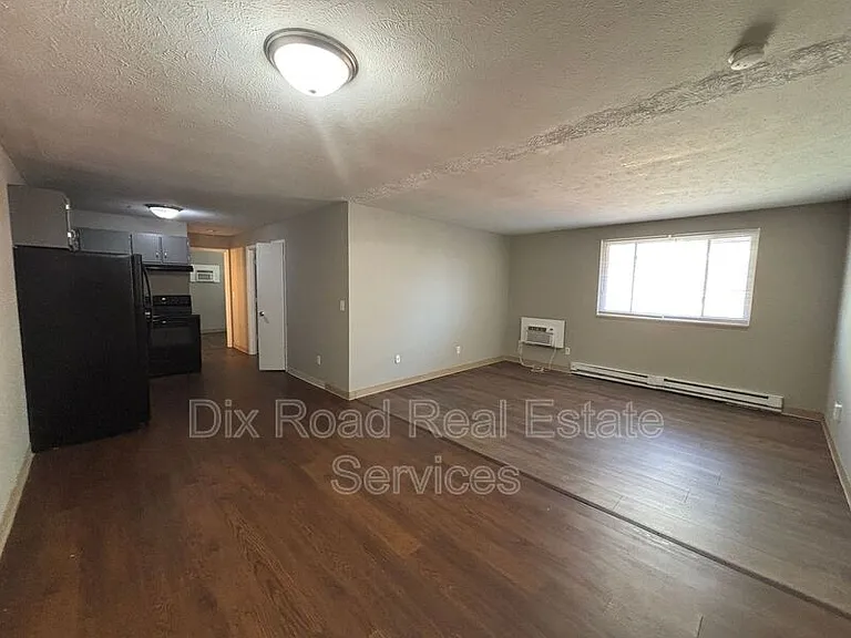 735 Trumbull St #6 — Photo 3