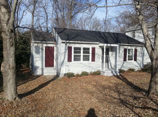 209 Pisgah Dr, Greenville, SC 29609