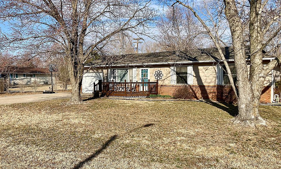 3400 Carole St, Hutchinson, KS 67502 Zillow