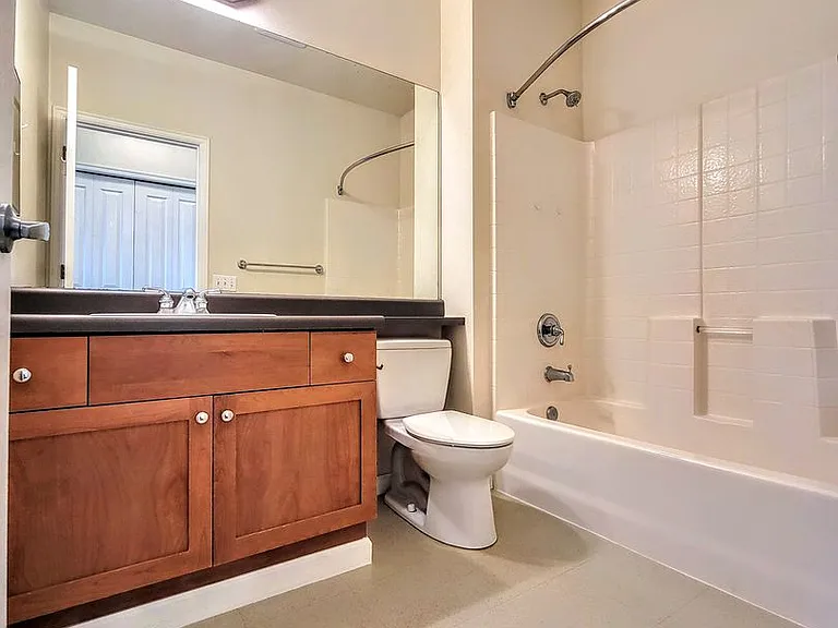 23420 SE Black Nugget Rd #F201 — Photo 7