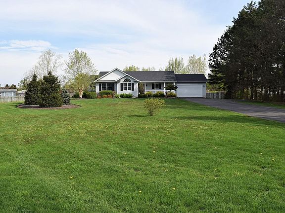 4th image of 13900 Buxton Dr
