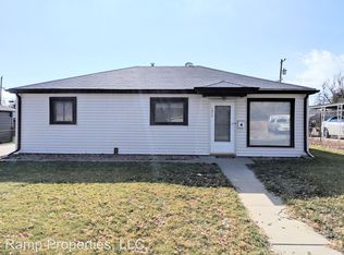 1013 Wheeling St, Aurora, CO 80011