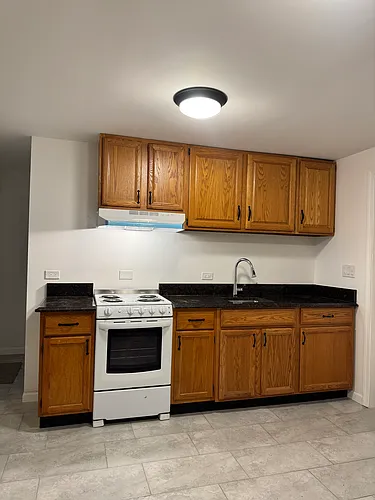 443 Jefferson Ave #4 Photo 1