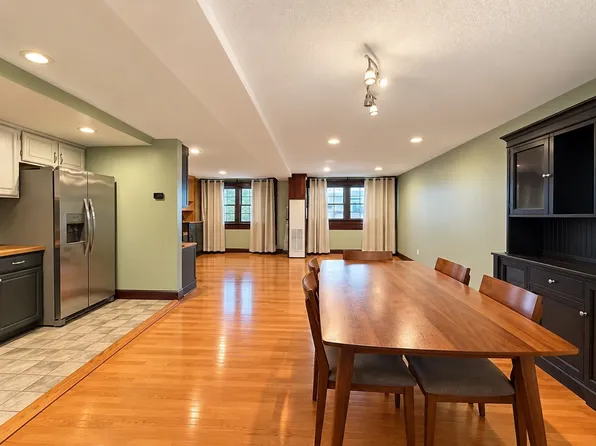 200 Market St APT 617, Lowell, MA 01852