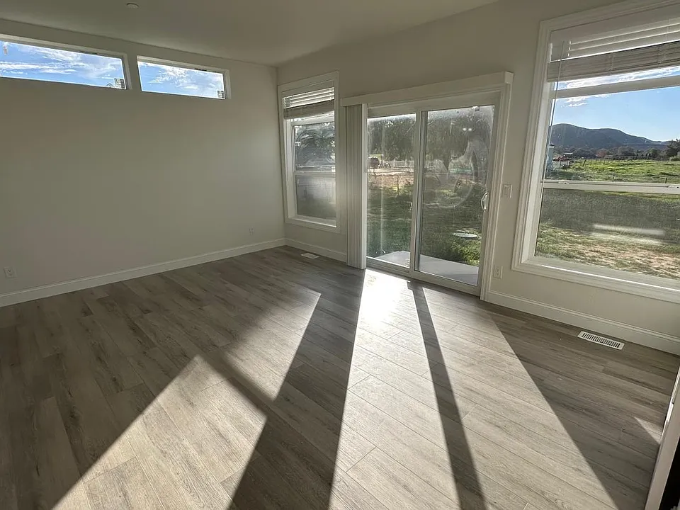 30665 Santa Fe St