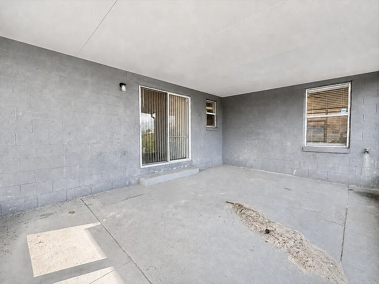 2871 Lockwood Blvd — Photo 23