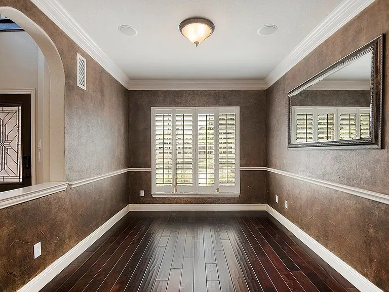 5845 Tuleys Creek Dr — Photo 24