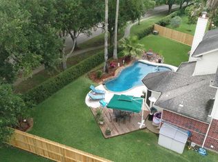 304 Summer Haven Cir, League City, TX 77573