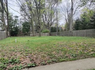1935 Coventry Rd, Cleveland Heights, OH 44118