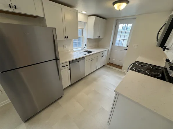 24 Vassar St, Poughkeepsie, NY