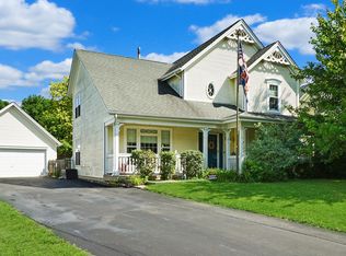 3227 Hampshire Ln, Waukegan, IL 60087