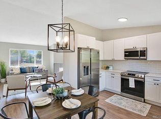 19450 E Pacific Dr, Aurora, CO 80013