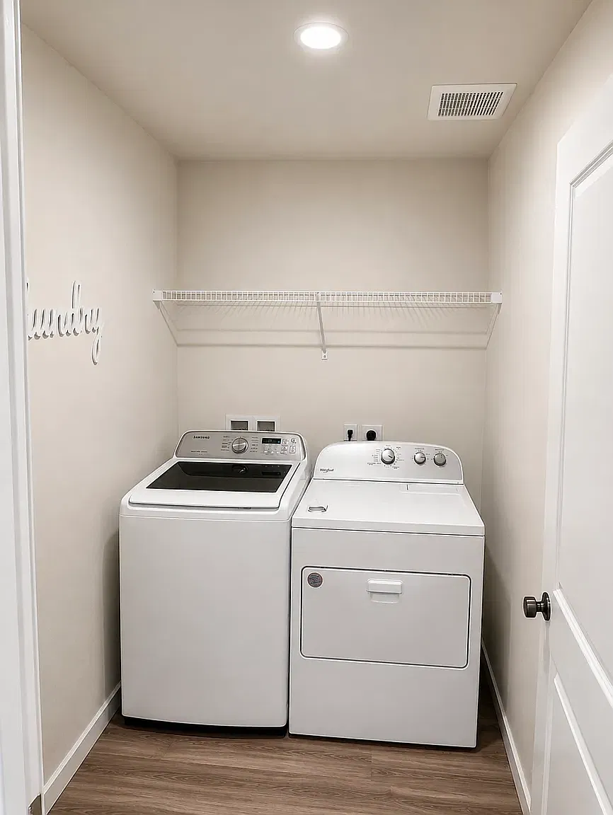 3 bed, 2268 sqft, $3,385 — Photo 4