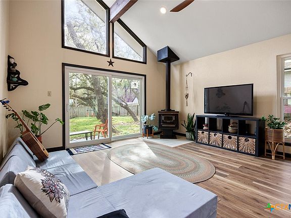 3rd image of 22 Brookmeadow Dr