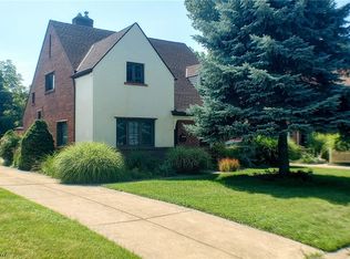 10387 Notabene Dr, Parma Heights, OH 44130