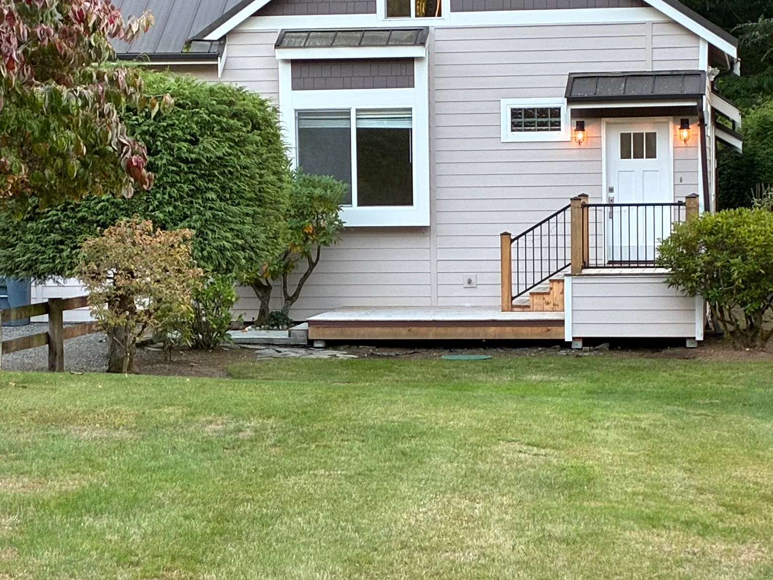 2 bed, 1300 sqft, $3,135 — Photo 1