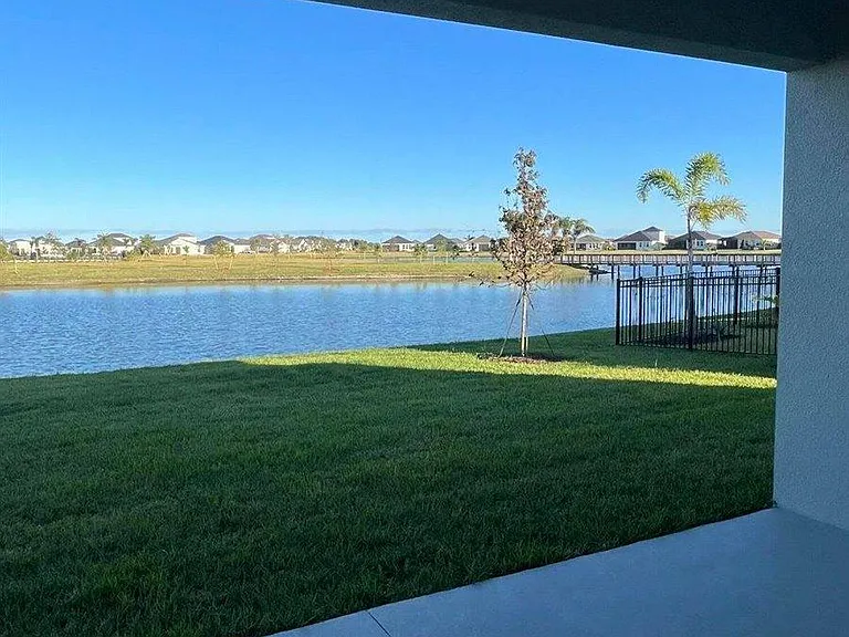 2609 Pangea Cir — Photo 7