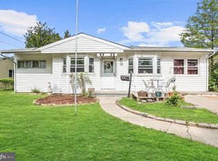 12 Farndale Rd, Somerdale, NJ 08083