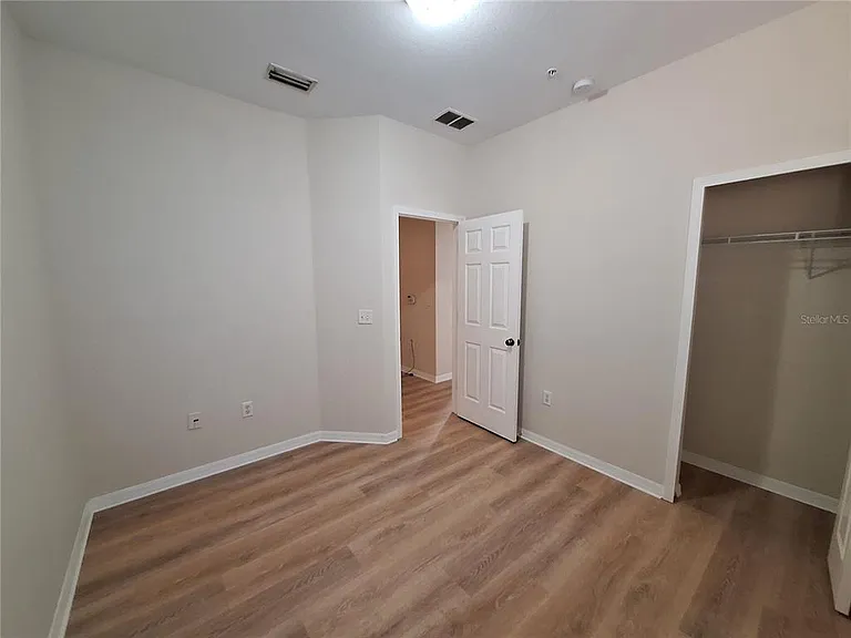 3709 Parkridge Cir #7-204 — Photo 23