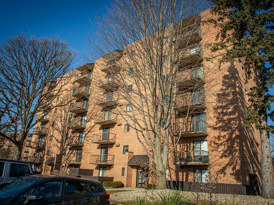 1st image of 5970 Lake Bluff Dr Unit 502