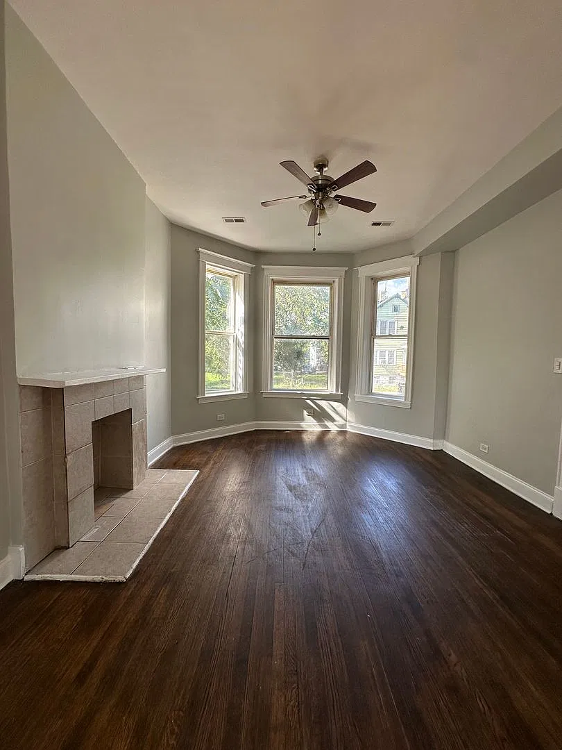 5611 S Princeton Ave — Photo 3