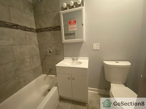 5th image of 6601 S Bishop St #2S