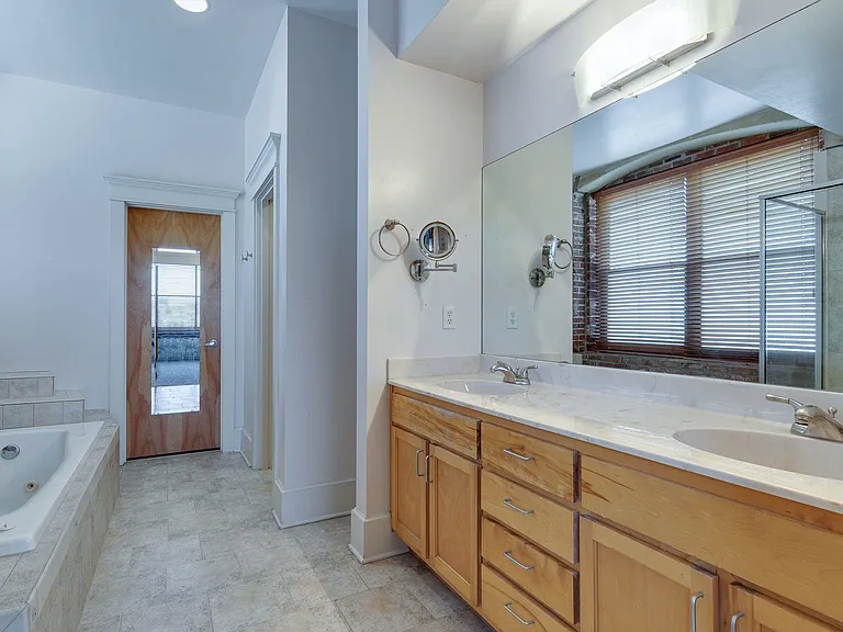 137 Patterson St #G — Photo 12