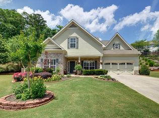 1560 Starlight Dr, Cumming, GA 30040