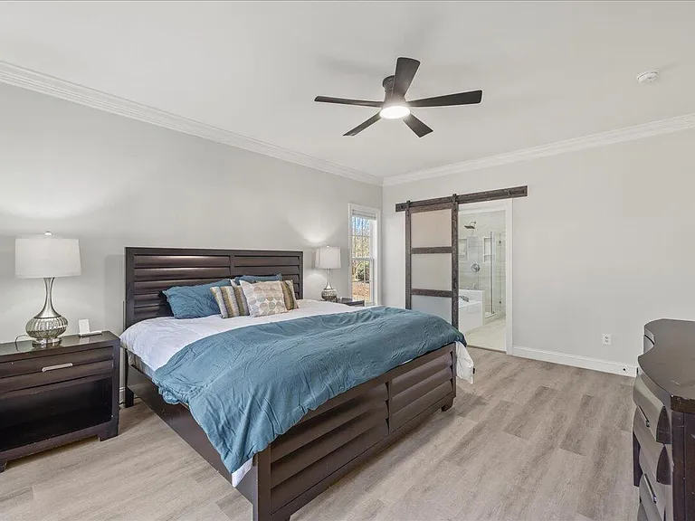 8704 Balbirnie Ct — Photo 15