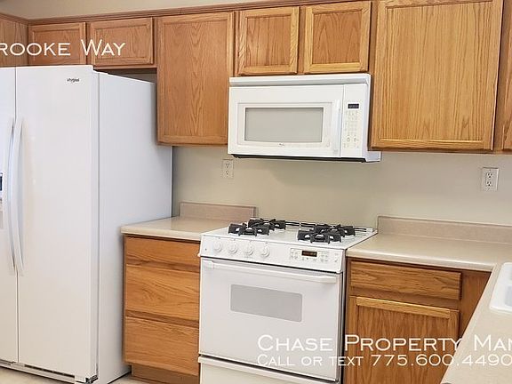 3rd image of 1309 Brooke Way