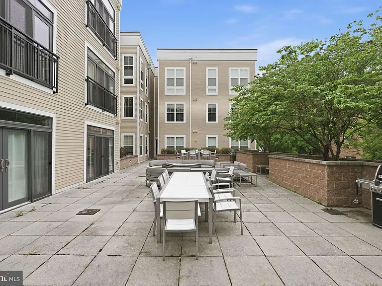 989 S Buchanan St #308 — Photo 19