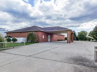 490 Nixon Rd, Cheswick, PA 15024