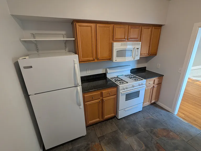 3509 E Broadway #9 — Photo 6
