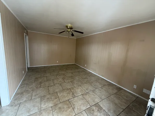 901 N Missouri St APT 8, Fort Stockton, TX 79735