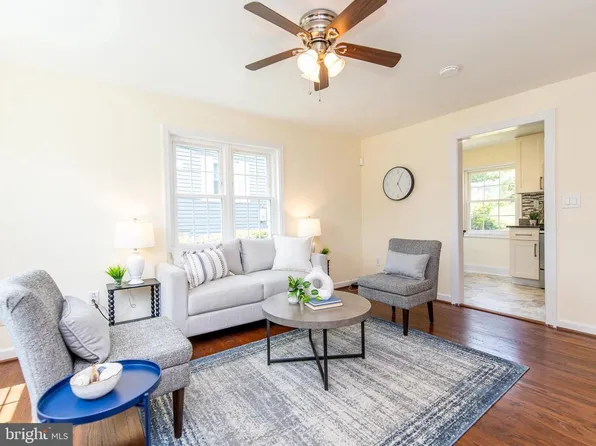 5014 N Englewood Dr, Capitol Heights, MD 20743