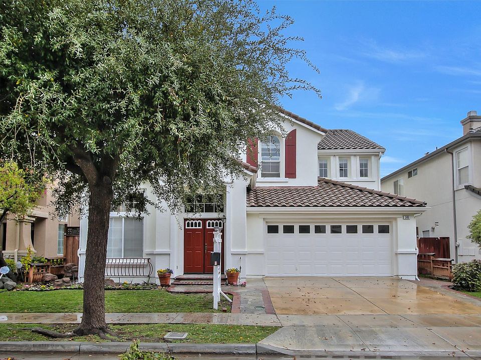 1st image of 346 Gardenia Dr