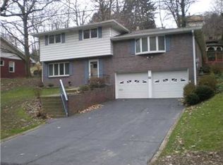 137 Cherry Valley Rd, Pittsburgh, PA 15221