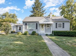 658 Grove Ave, Valparaiso, IN 46385