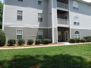 3696-1C Cotswold Ave, Greensboro, NC 27410